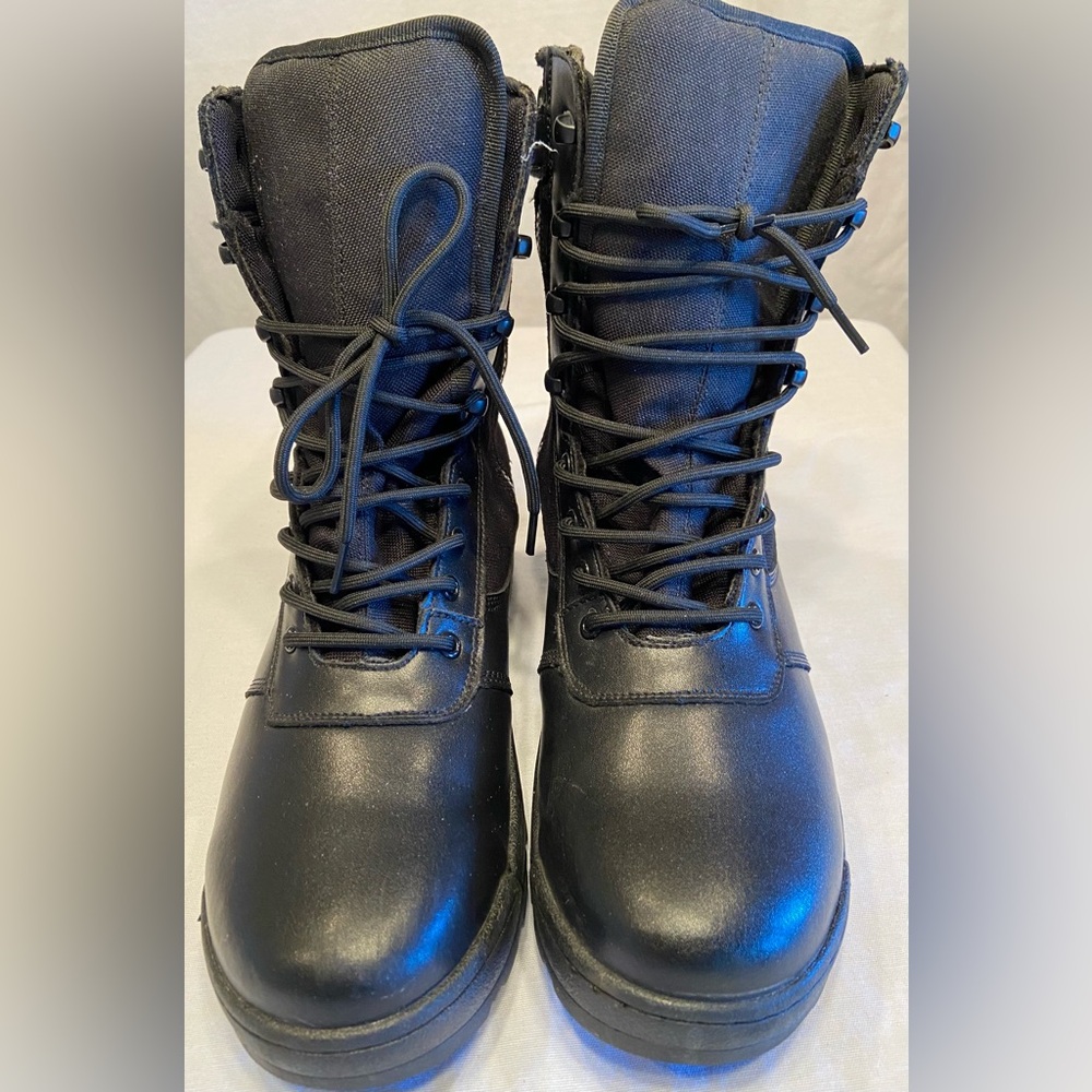 Men’s work boots